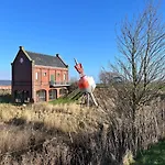 Nurdachhaeuschen Blaue Nordseewelle *