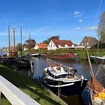 Nurdachhaeuschen Blaue Nordseewelle Carolinensiel