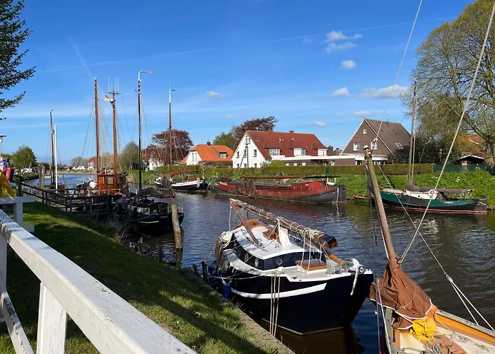 Nurdachhaeuschen Blaue Nordseewelle Carolinensiel